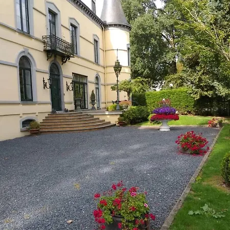 Chateau Les Tourelles Bed & Breakfast Bertrix